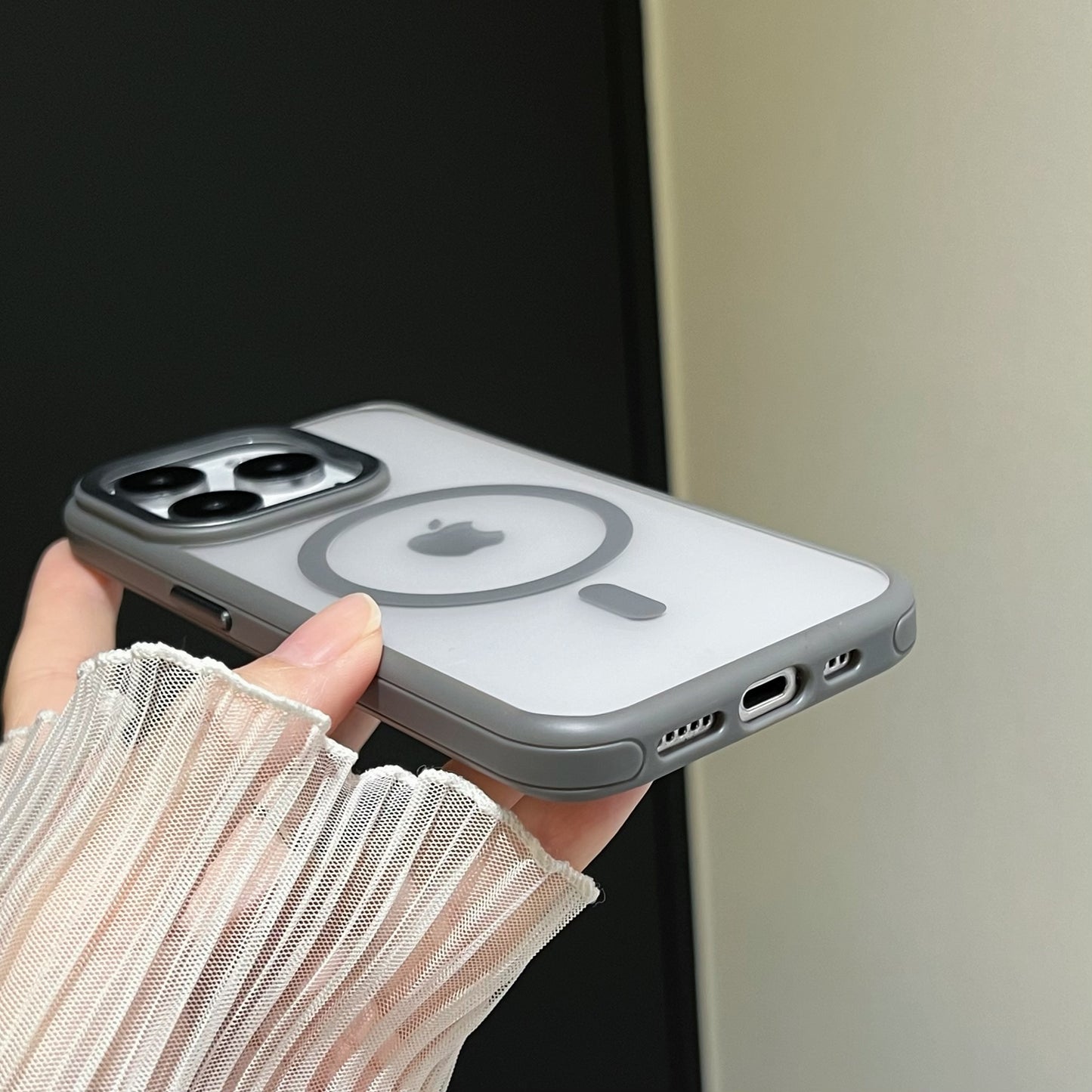 Metal stand magsafe phone case for 16 series