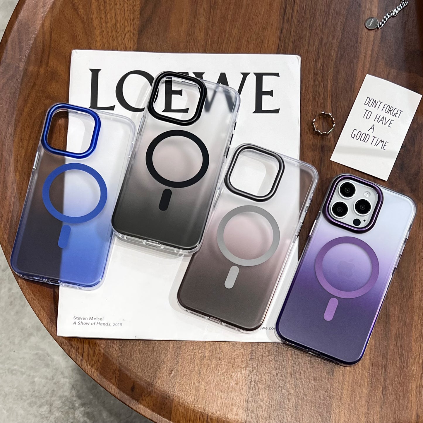 Gradient magsafe phone case for iphone 16