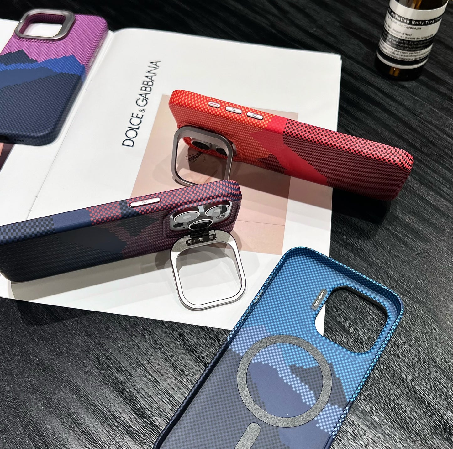 Mountain weaving phone case
