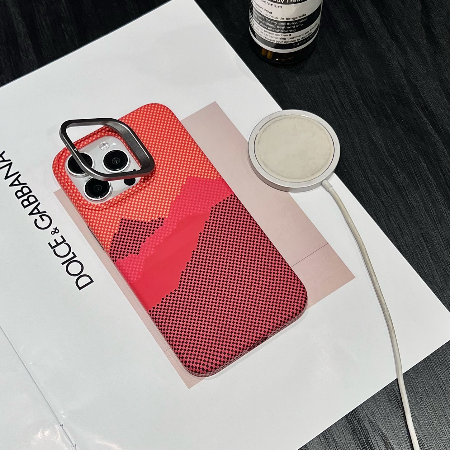 Mountain weaving phone case